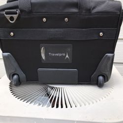 Travel Pro Flight Crew Rolling Bag/suitcase