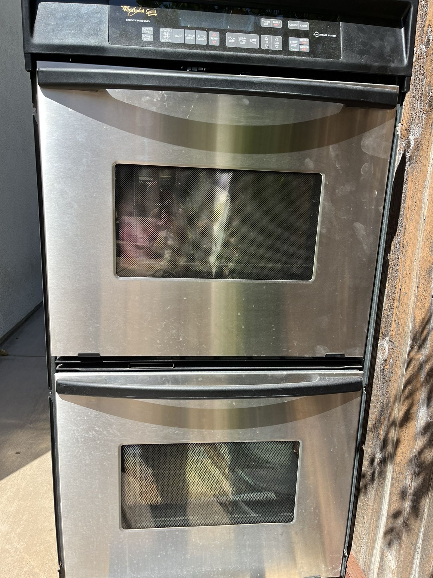 Whirlpool Double Wall Oven