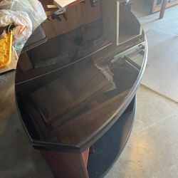 Beautiful 3 Tiered Entertainment Stand