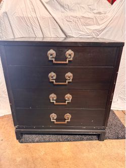 Landstrom furniture 4 drawer dresser