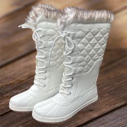 Just fab flat boots White Arianna New Sz 7
