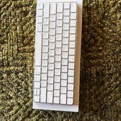 Apple Magic Keyboard Last Gen