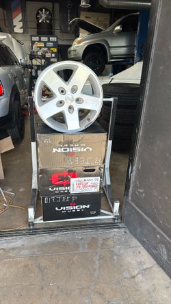 4 Jeep Rims 17”