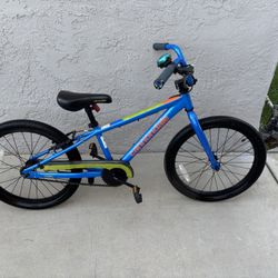 The Cannondale Boy's Trail Single-Speed 20"