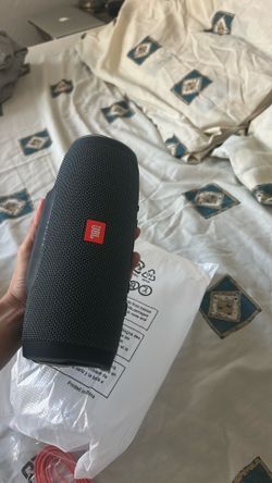 JBL Bluetooth Speaker – Like New Condition – Never Used
