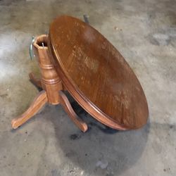 Round Oak Dining Table