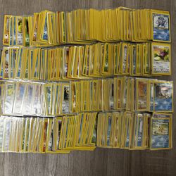 Huge Lot Of 713 Bulk Vintage Pokemon Cards