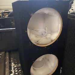 Dual 12in Subwoofer Box 