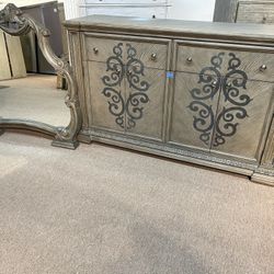 Sideboard server with matching wall accent mirror 