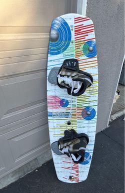 RAVE Sports Lyric/2 recreational wakeboard
