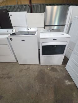 Washer and electric dryer Maytag