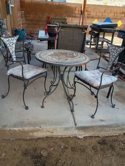 Vintage wrought -Iron patio bistro set