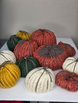 Handmade Crochet Knit Pumpkin Set Fall Decor Rustic Autumn Harvest Lot