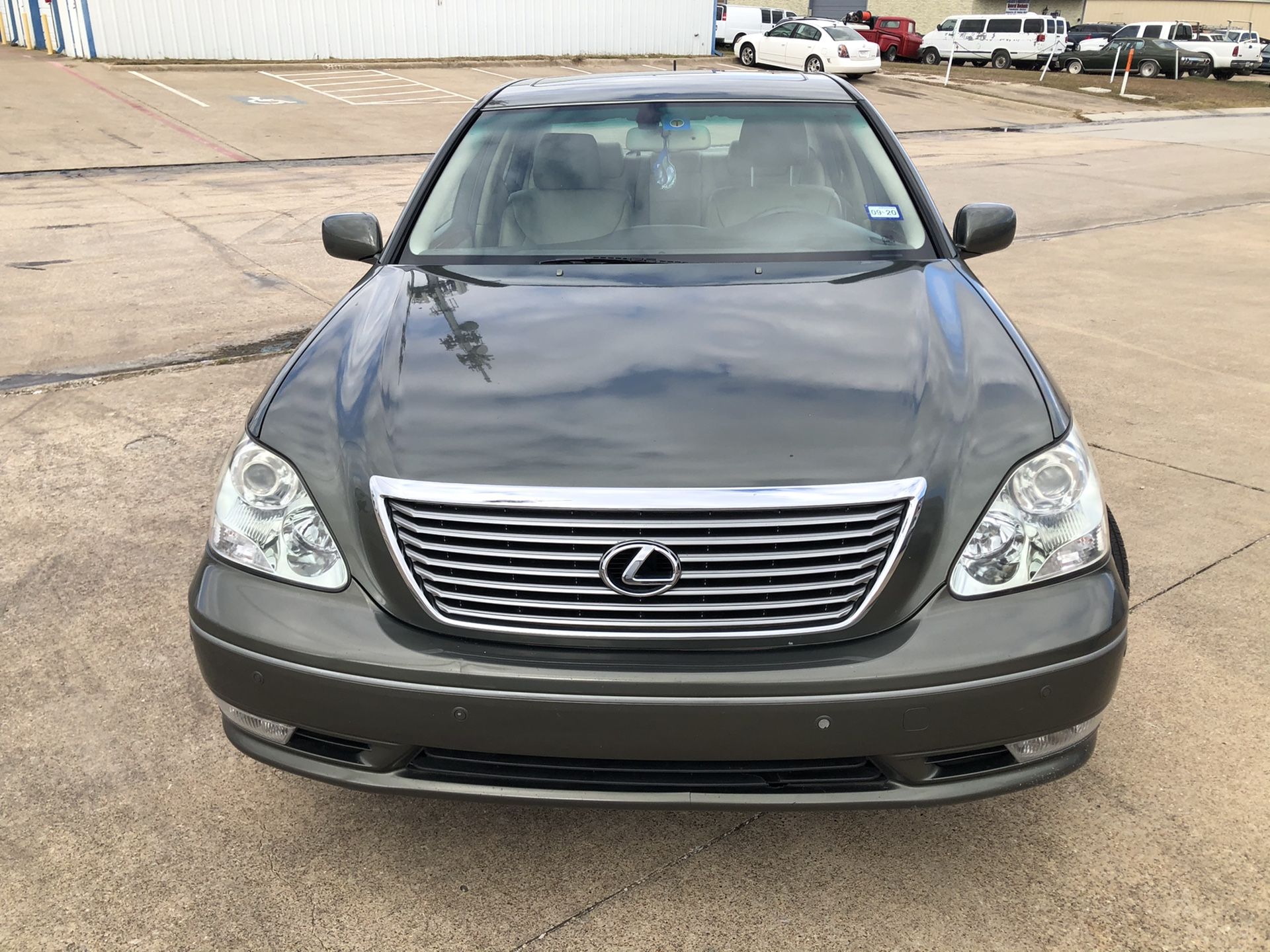 2004 Lexus LS 430
