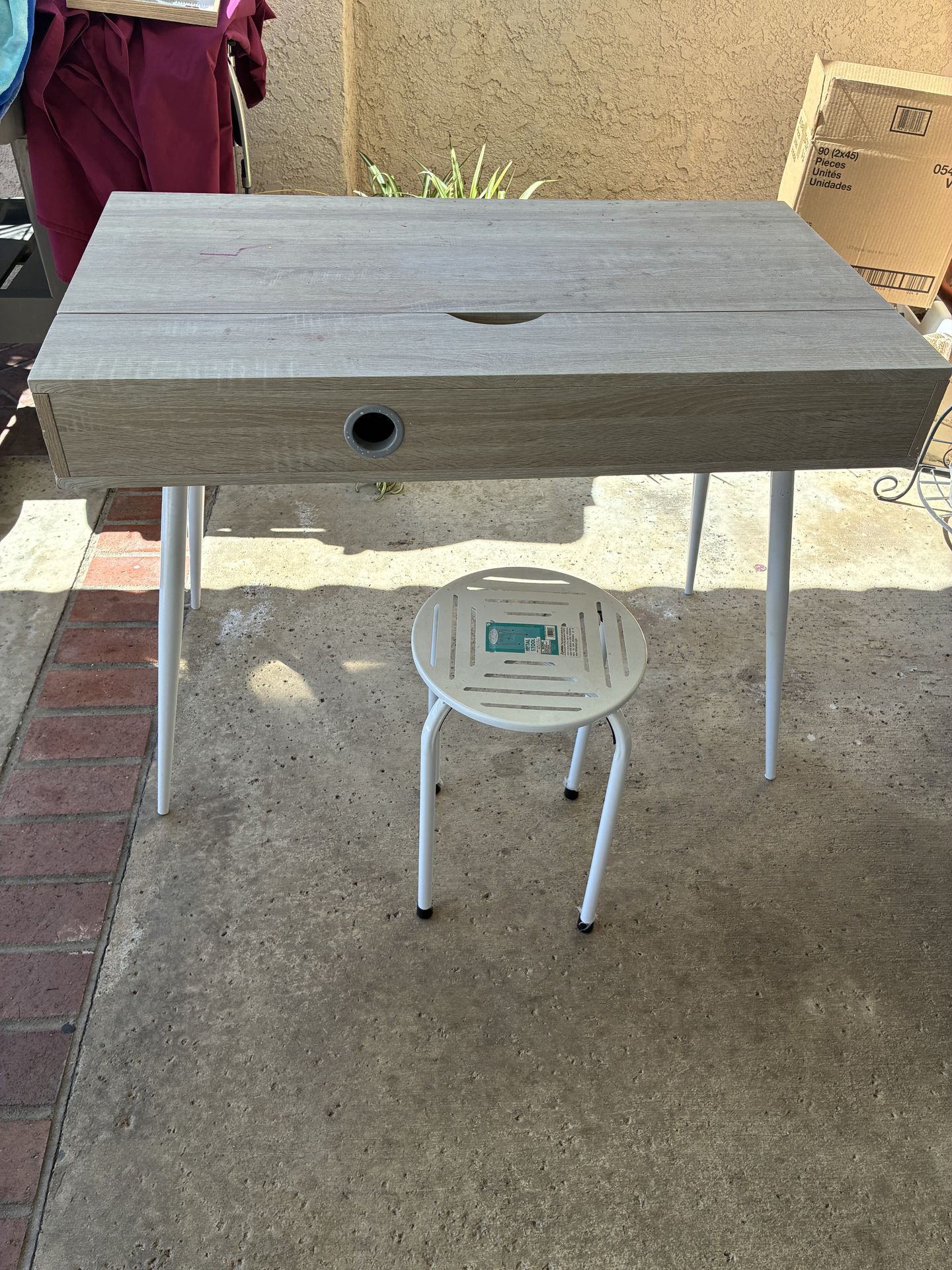 Girls wooden desk/ makeup vanity