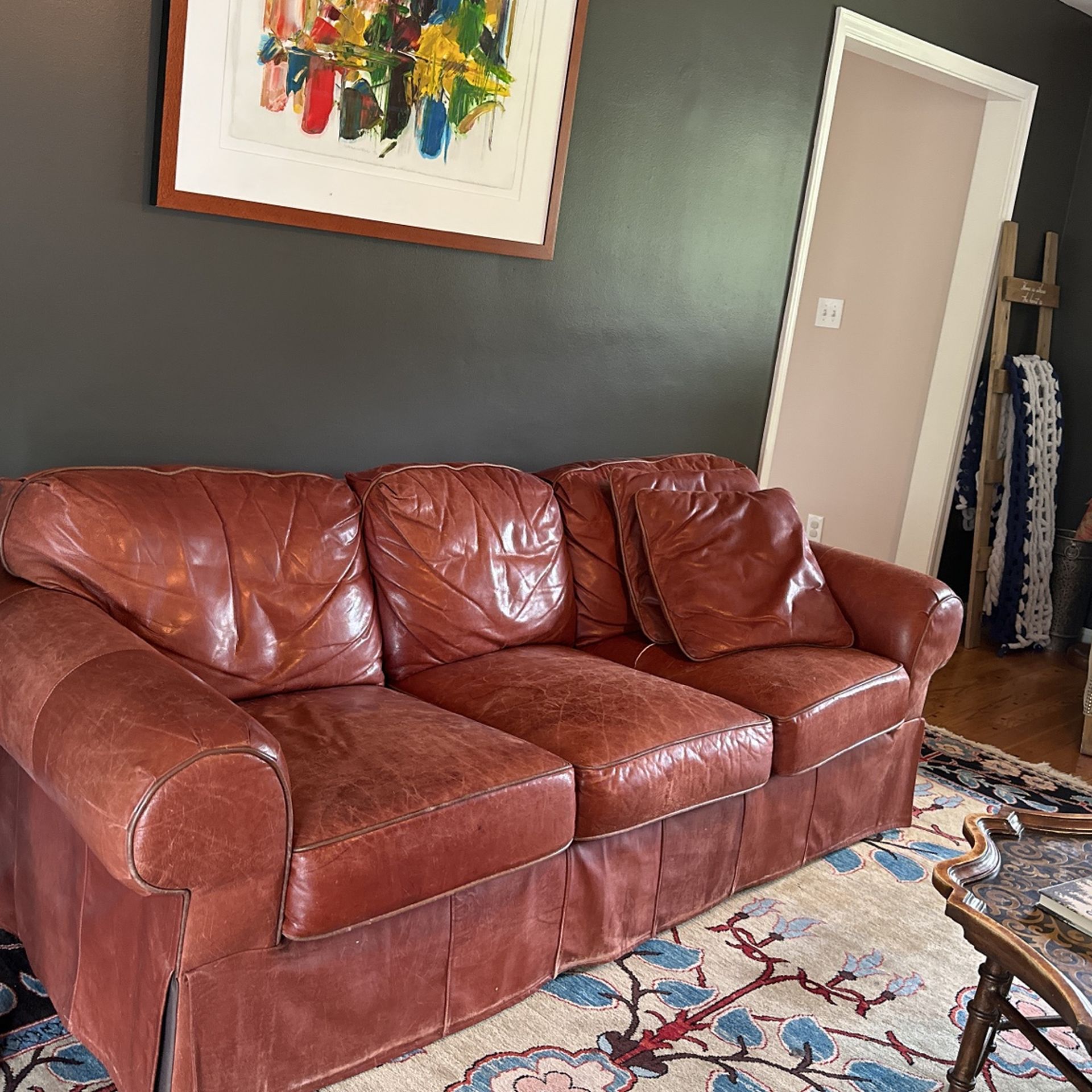Leather Couch for Sale in Cincinnati, OH OfferUp