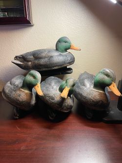 Avian X Topflight Realistic Open Water Mallard Duck Decoys Set of 4