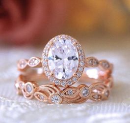 New 18 k rose gold engagement ring wedding ring set