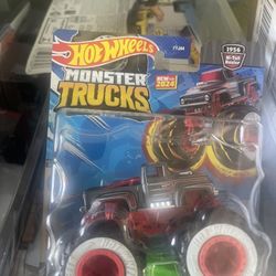 Monster Jam Mystery Machine 