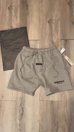 Essential Shorts Grey Size M