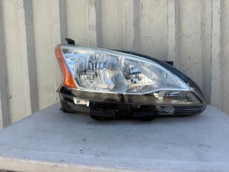 Nissan Sentra 2013 2014 2015 headlight headlamp right passenger side RH USED OEM ORIGINAL