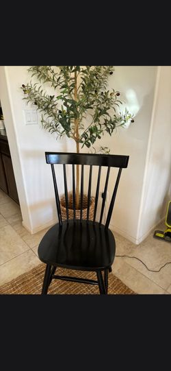 Windsor style dining chairs