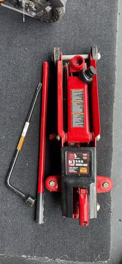 Big red 3 ton jack