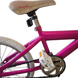 Girls 20 Inch Bike & Helmet Malibu "Stardom" Pink