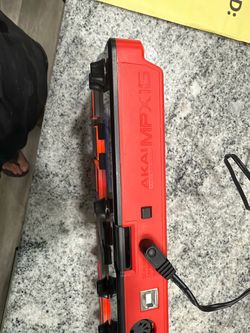 Akai MPX 16