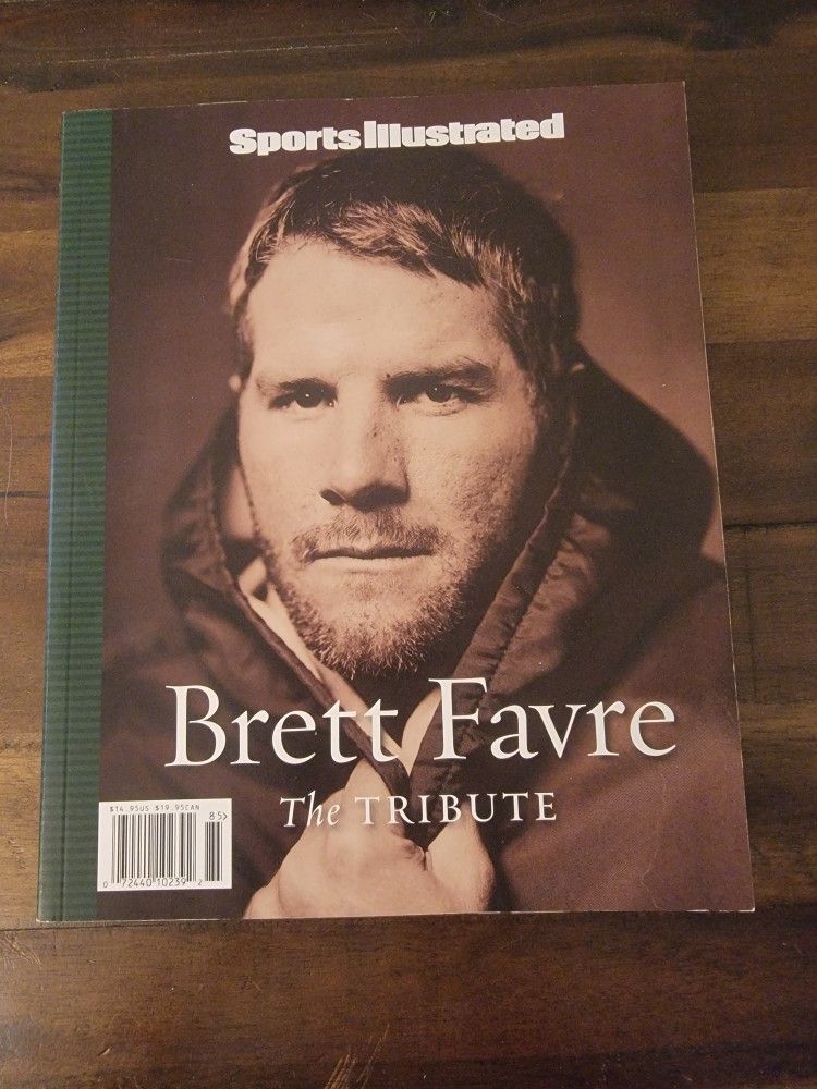 Sports Illustrated: Brett Favre: The Tribute Hardcover