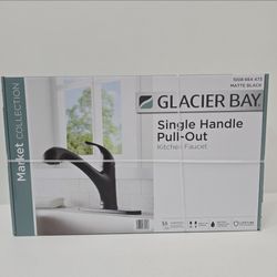 Glacier Bay Single Handle Pull-Out Kitchen Faucet Matte Black