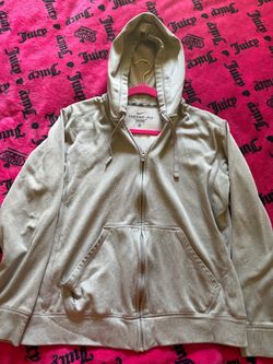 Nike therma- fit women’s hooded jacked