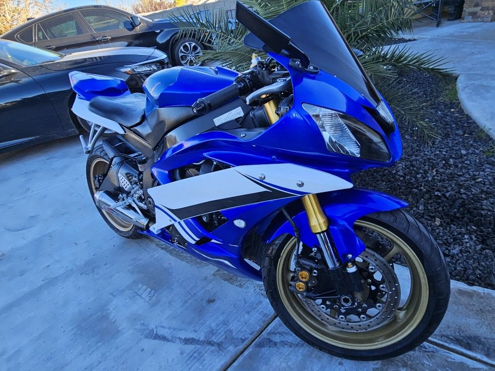 2006 Yamaha R6 Clean Title Runs Good