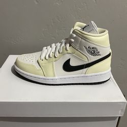 Jordan 1 Mid