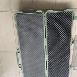 Apache 9800 Weatherproof Protective Long Case