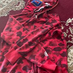 red camo bape hoodie Large