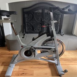 used schwinn evolution spin bike