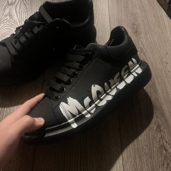 alexander mcqueen size 10