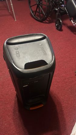 JBL PARTY BOX 100
