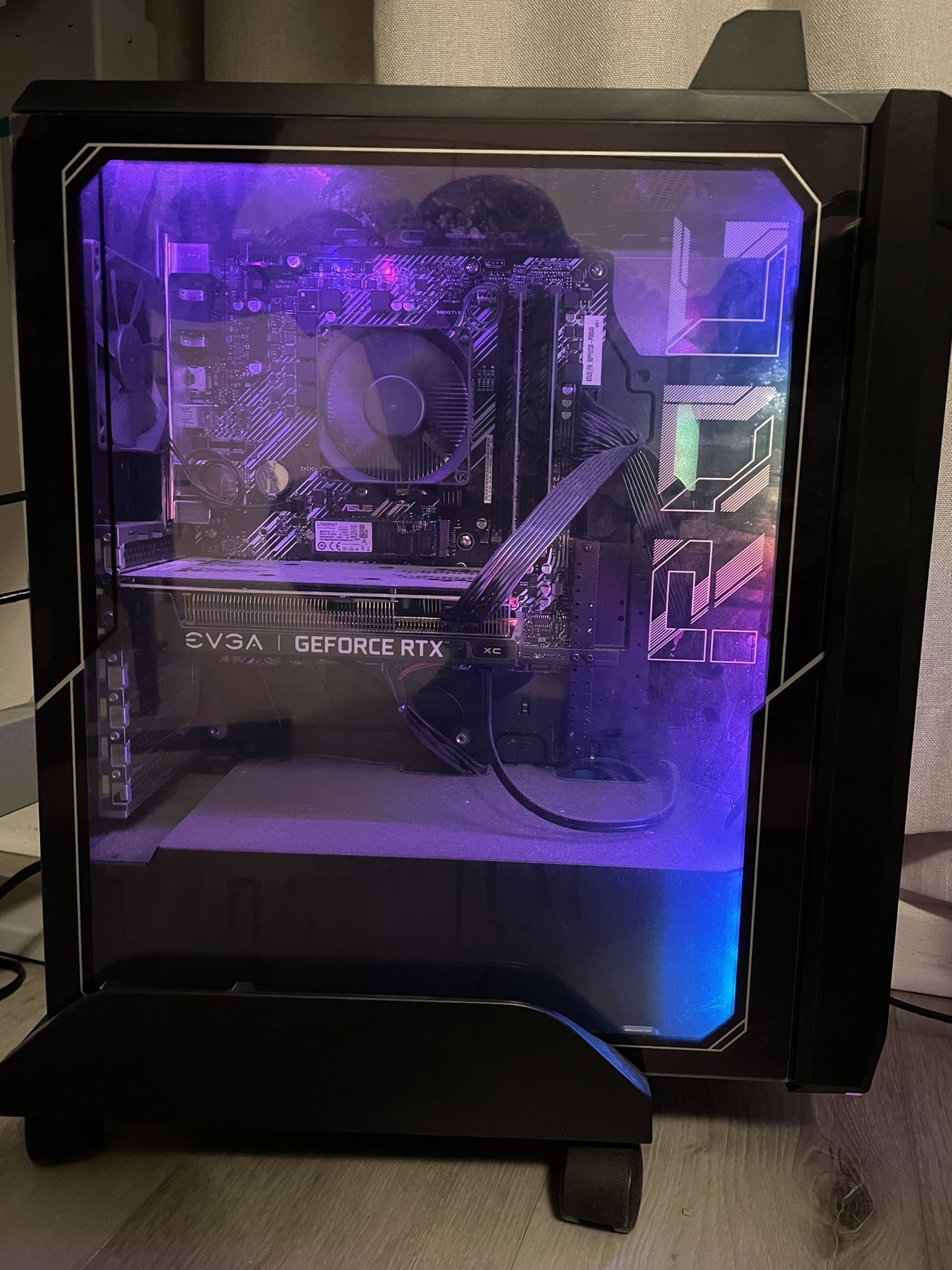 ASUS ROG Strix GA15 Gaming PC Platinum Collection + ASUS Keyboard
