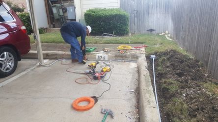 Electric work/ trabajos electricos (electrician)