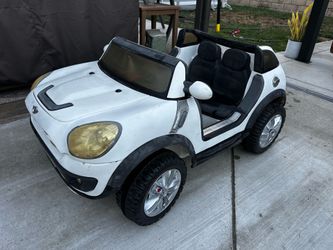 MINI Beachcomber 12V Kids Ride-On Electric Car - Works Great