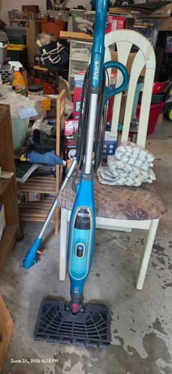 Shark Genius Steam Pocket Mop Bundle