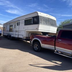 Holiday Rambler Título En Mano