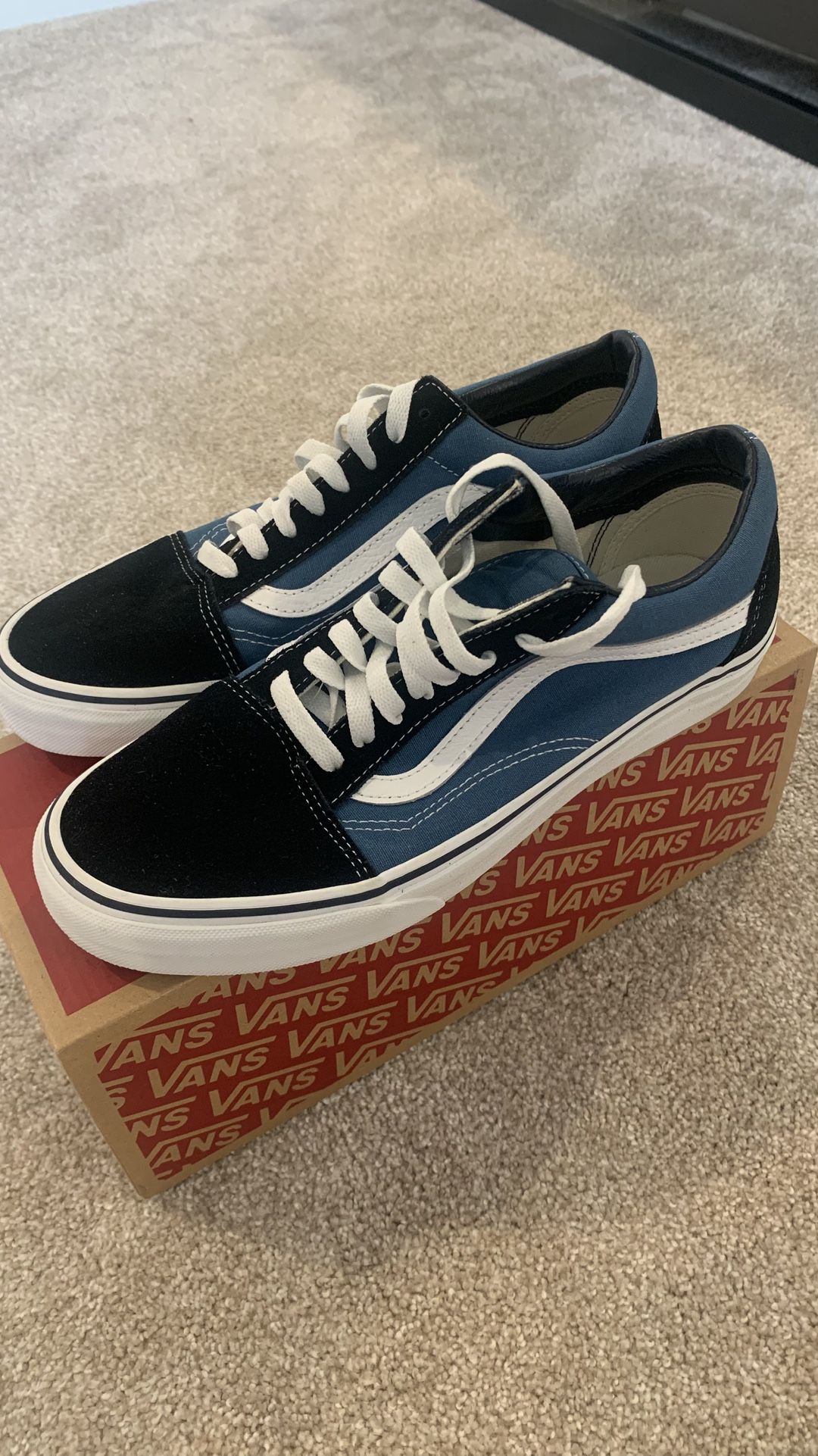 Navy Blue Vans Old Skool 8.5 Men’s