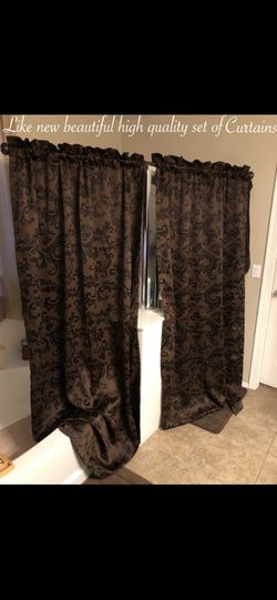 84,x50’ Brown Set Of Curtain $60 Firm Only 1 Set 