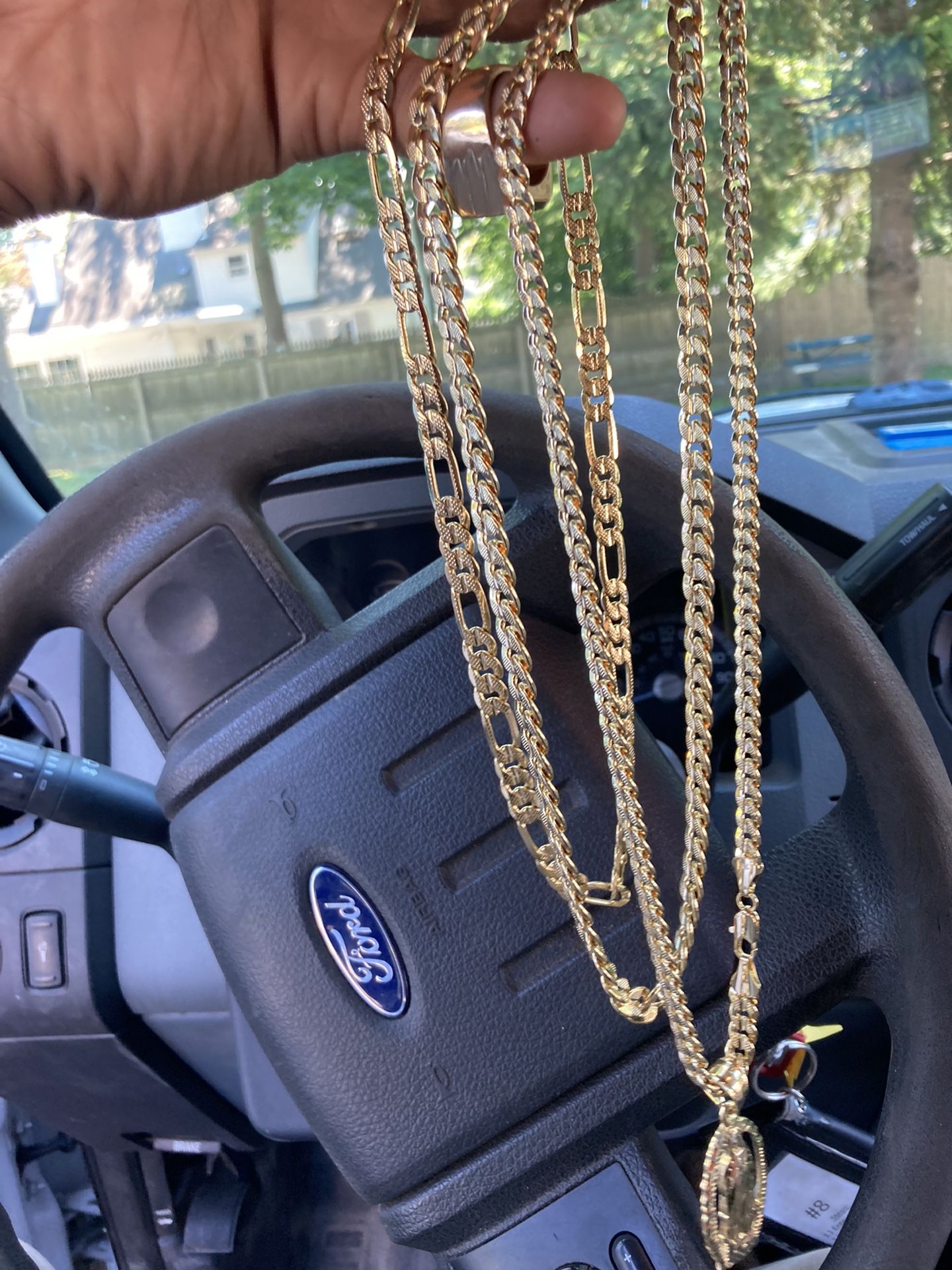 1 Yellow Gold + 2 White Gold Plated Chains (1 Pendant)