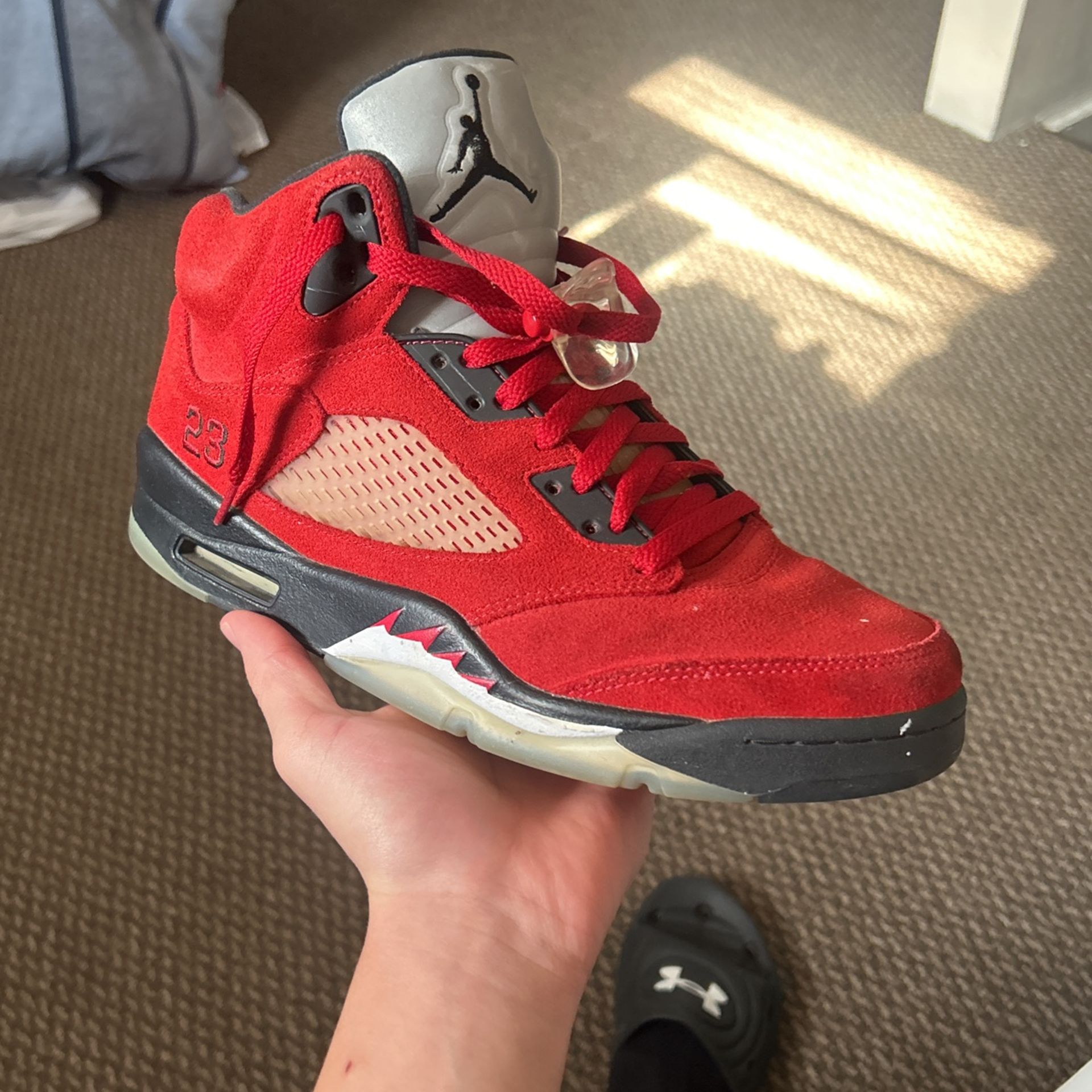 jordan-5-size-9-raging-bull-2021-used-for-sale-in-hanover-pa-offerup