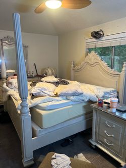 Free bedframe
