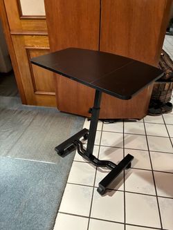 Adjustable table